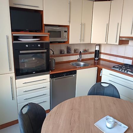 Apartman Kolarova 클라토비 외부 사진
